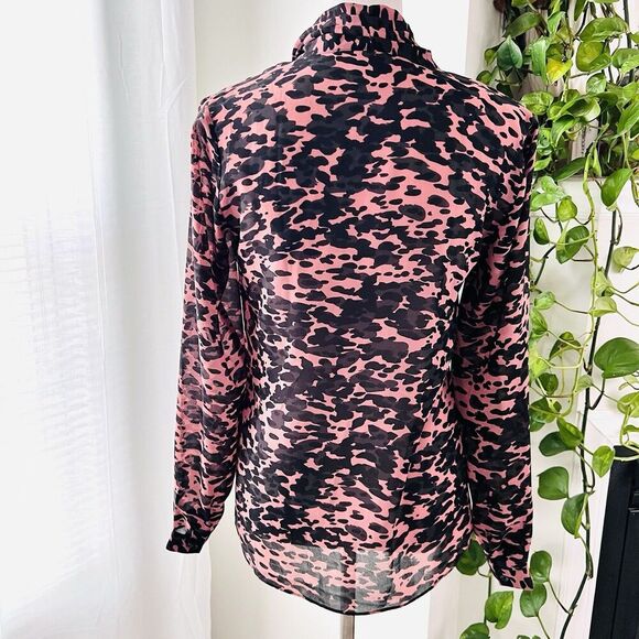 Beautiful CAbi Pink & Black Ruffly Chiffon Blouse with Attached Neck Scarf Sz XS - Picture 7 of 9